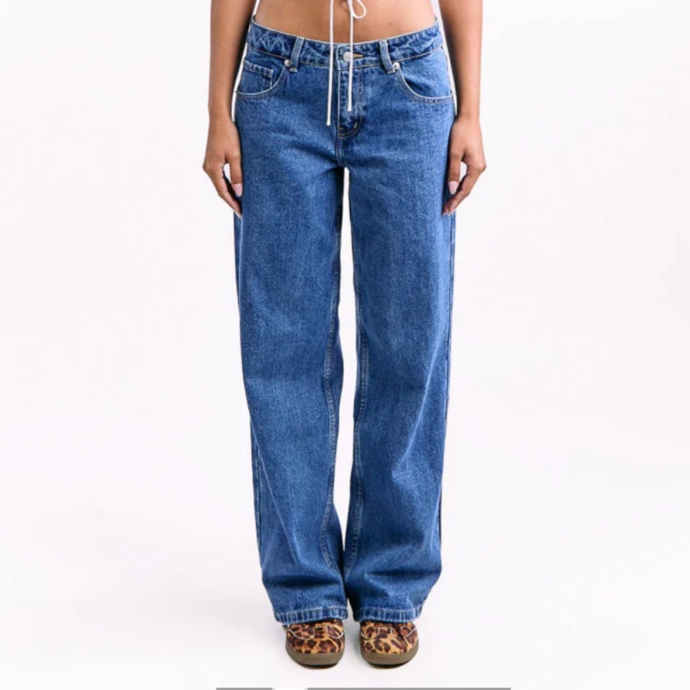 NWOT Beginning Boutique \\ bootcut jeans